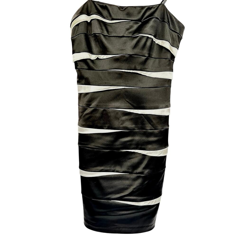 Vintage Betsy & Adam Y2K black & white strapless satin bodycon dress size 8
